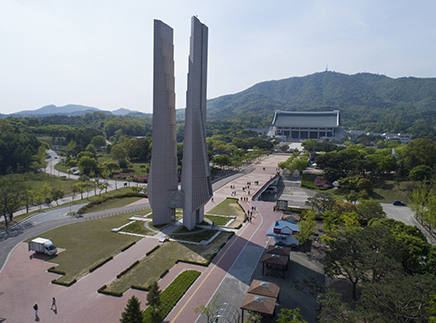 겨레의탑