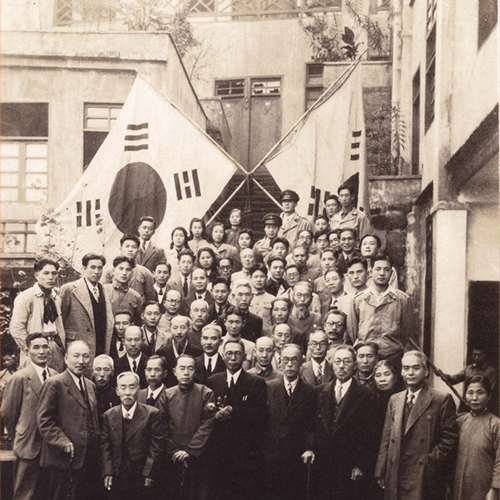 思 생각하다 들어가며<BR> 답은 역사 속에 있다